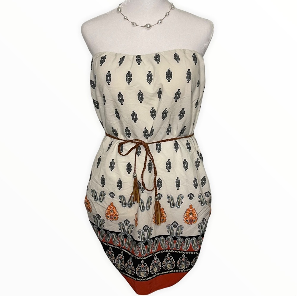 Love J Sexy Strapless Paisley Print Cinched Top